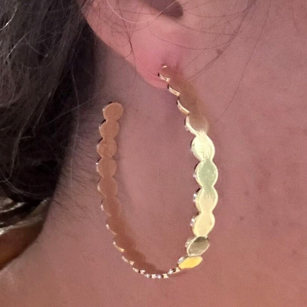 Gold Statement Hoop Earrings, Scalloped Disc Link Design, Lightweight, NWOT